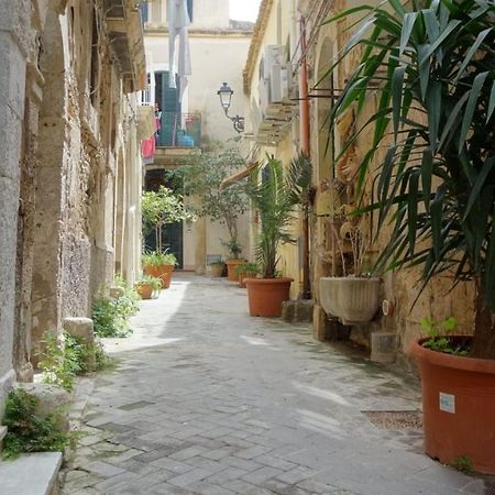 La Casa Al Castello Maniace Villa Syracuse Buitenkant foto